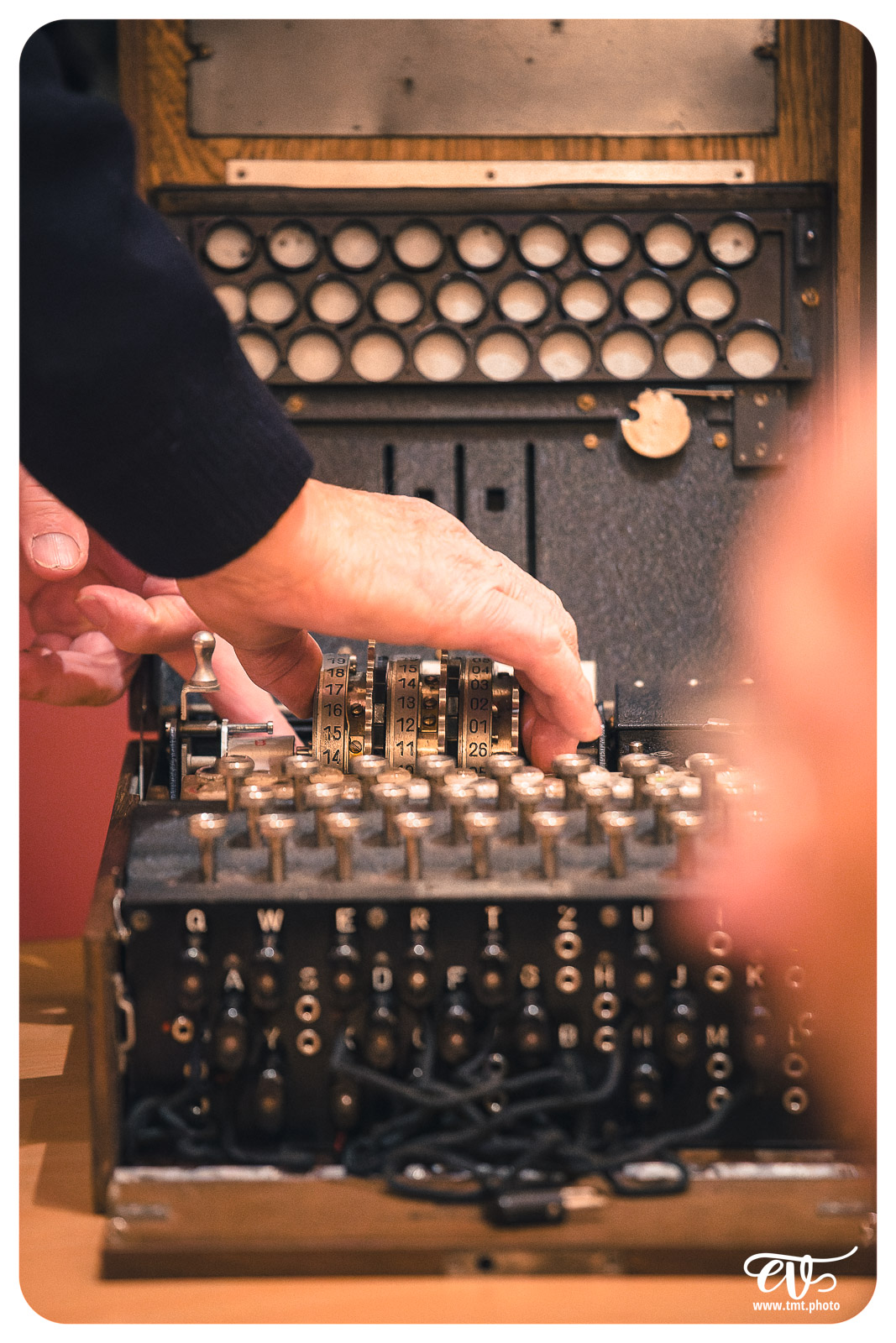 EDMON KERN ET SA MACHINE ENIGMA